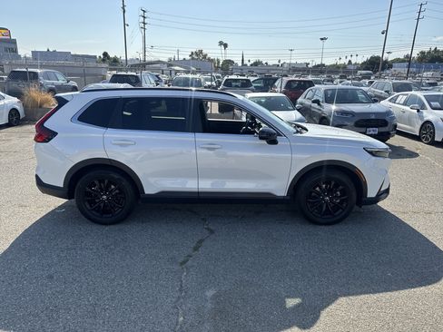 Used 2025 Honda CR-V Sport image 3