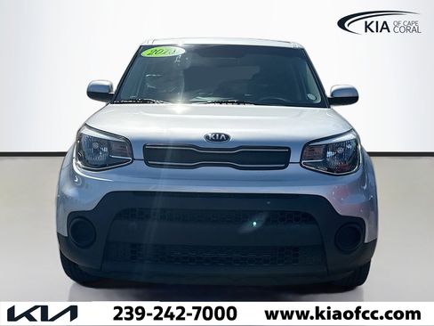 Used 2018 Kia Soul Base image 8