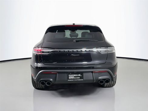 Certified 2023 Porsche Macan AWD/4WD image 6