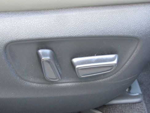 Certified 2025 Toyota Sienna XLE w/ XLE Plus Package AWD/4WD image 22