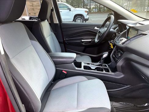 Used 2018 Ford Escape SE w/ SE Sync 3 Package image 16