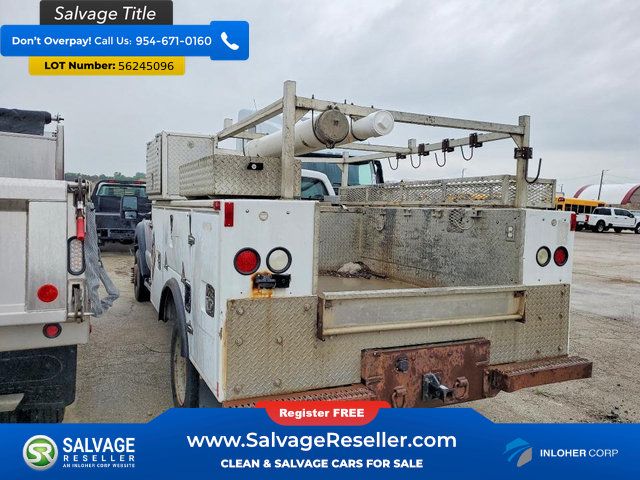 Used 2011 Ford F550 4x4 Crew Cab Super Duty image 3