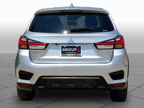 Used 2025 Mitsubishi Outlander Sport SE AWD/4WD image 5