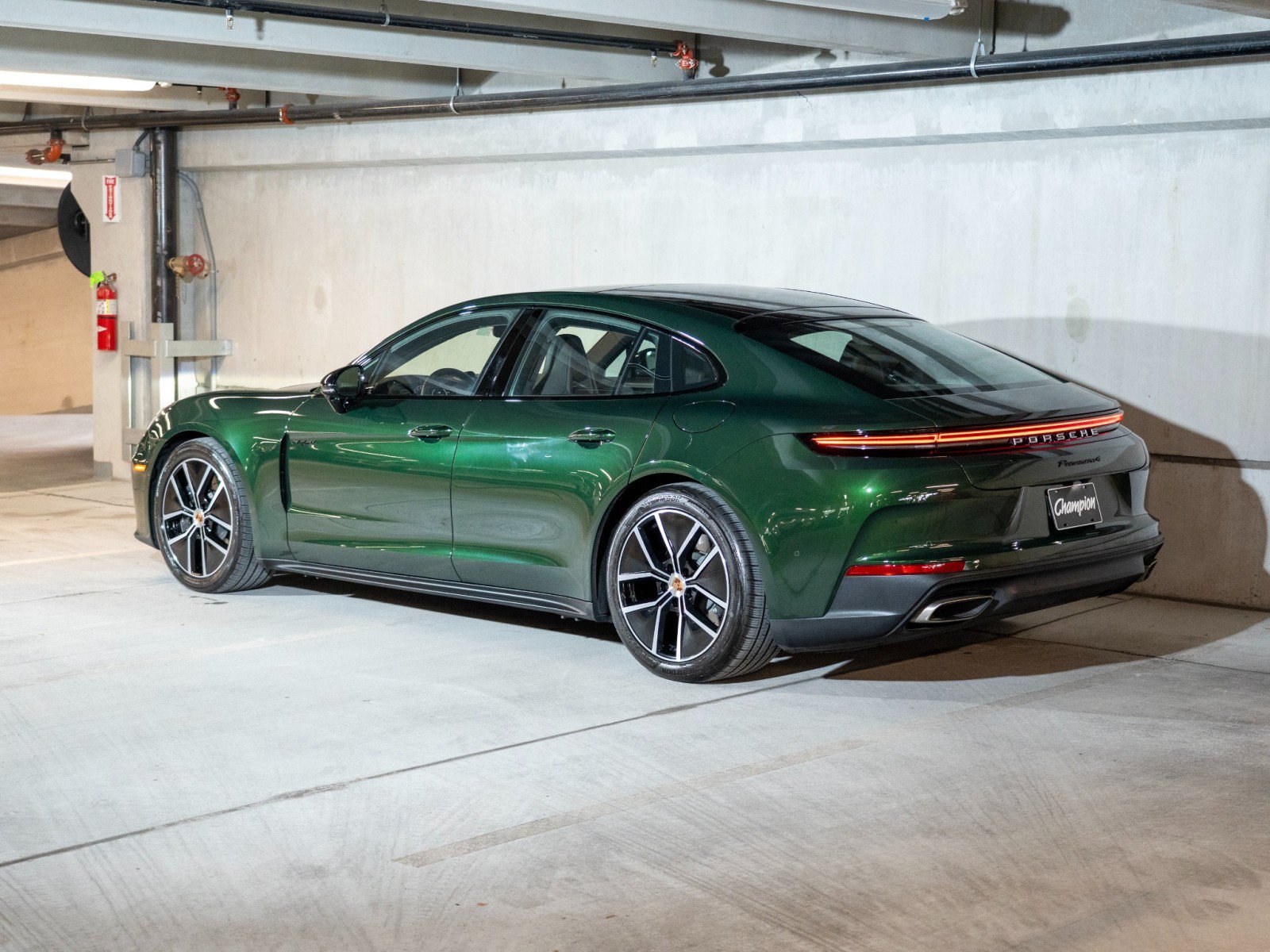 Certified 2026 Porsche Panamera 4 AWD/4WD image 3