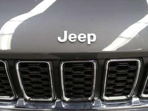 New 2025 Jeep Grand Cherokee Laredo X w/ Luxury Tech Group I image 36