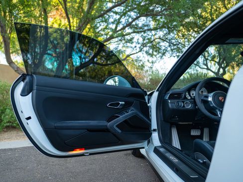 Used 2015 Porsche 911 GT3 RWD image 24