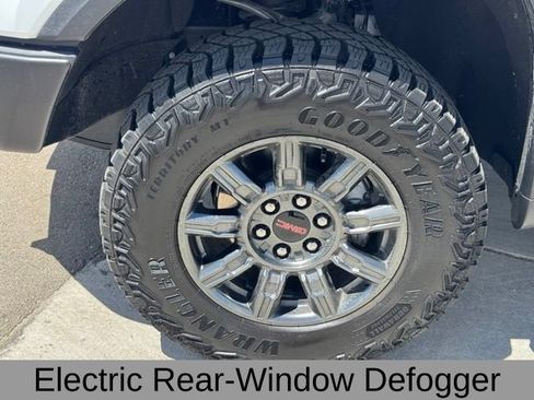 Used 2026 GMC Sierra 1500 AT4X w/ LPO, Black Badging Package AWD/4WD image 12