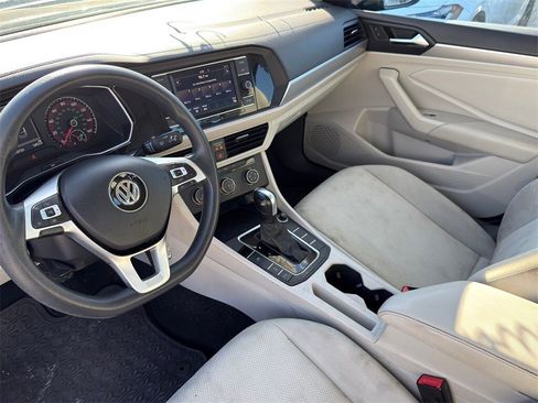 Used 2019 Volkswagen Jetta S image 6