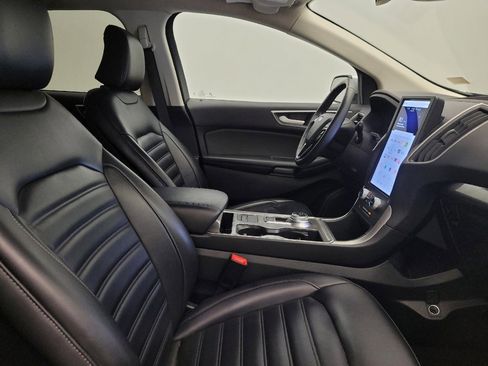 Used 2024 Ford Edge SEL image 21