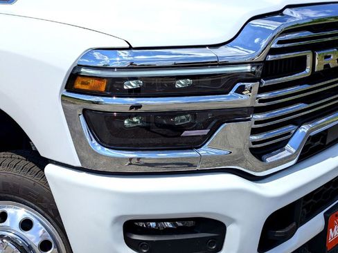 New 2026 RAM 3500 Laramie w/ Max Tow Package image 34