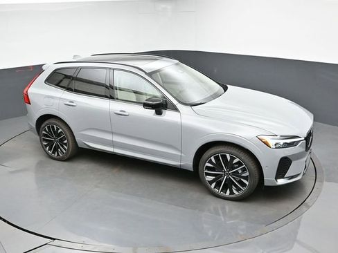 New 2026 Volvo XC60 B5 Ultra w/ Climate Package AWD/4WD image 46