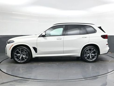 Used 2026 BMW X5 xDrive40i w/ M Sport Package AWD/4WD image 9