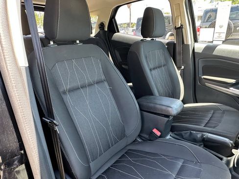 Used 2018 Ford EcoSport SE w/ SE Convenience Package AWD/4WD image 17
