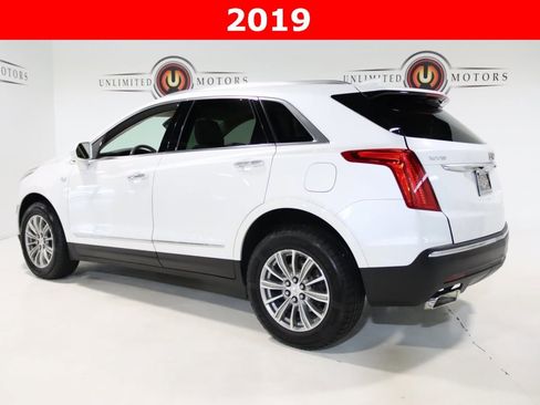 Used 2019 Cadillac XT5 Luxury image 3