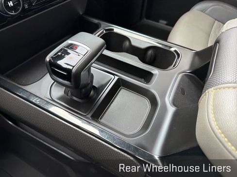 Used 2024 Chevrolet Silverado 1500 ZR2 image 38