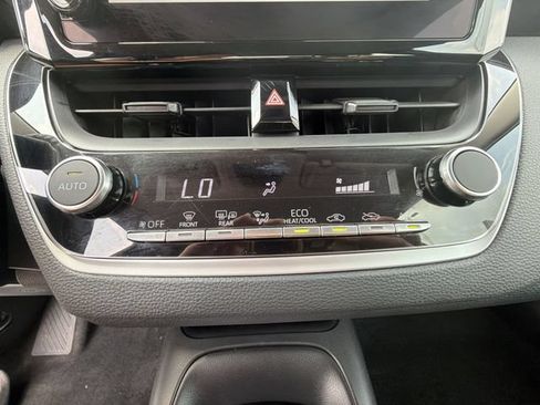 Used 2026 Toyota Corolla LE FWD image 24