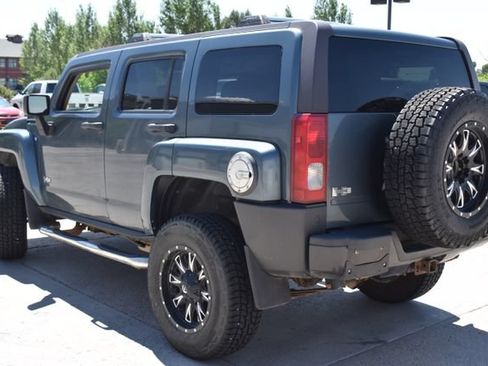 Used 2007 HUMMER H3 AWD/4WD image 8