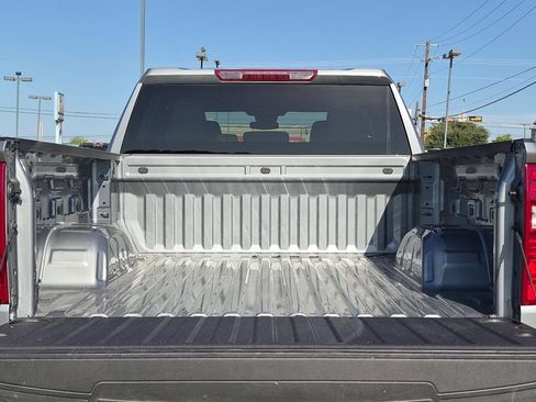 Certified 2026 Chevrolet Silverado 1500 LT RWD image 25