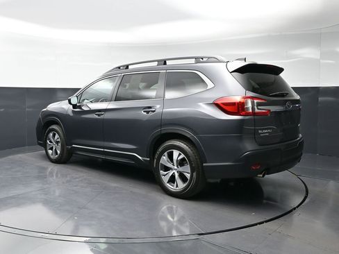 Used 2024 Subaru Ascent Premium w/ Convenience Package image 7