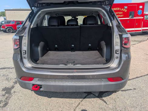 Used 2021 Jeep Compass Trailhawk AWD/4WD image 25