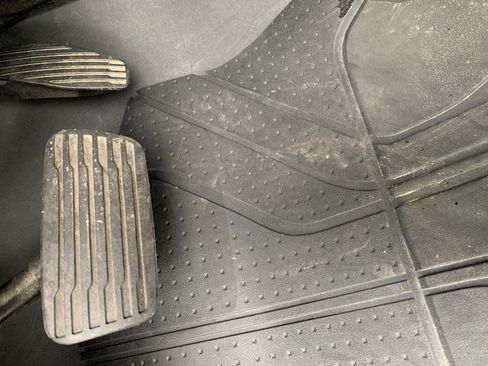 Used 2021 Chevrolet Suburban High Country image 28