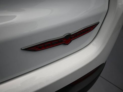 Used 2023 Jeep Compass Trailhawk image 39