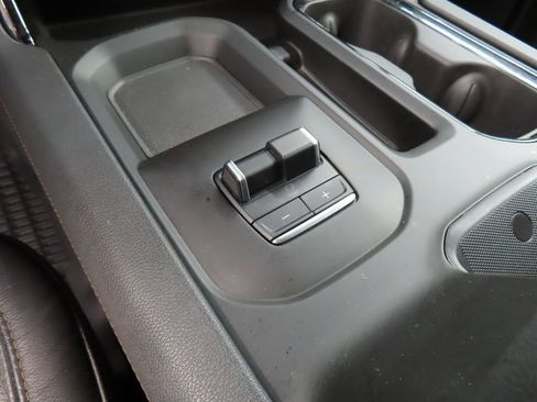 Used 2024 GMC Sierra 2500 AT4 w/ AT4 Preferred Package image 51