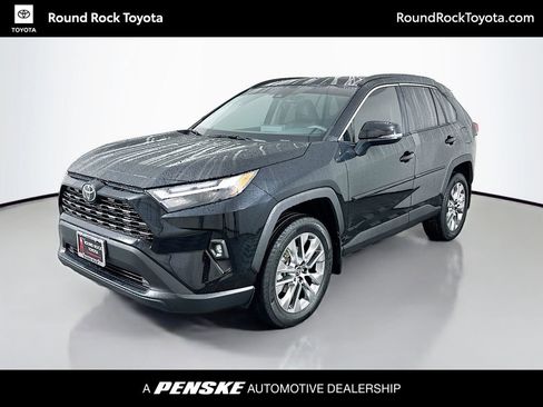 Certified 2025 Toyota RAV4 XLE Premium image 1