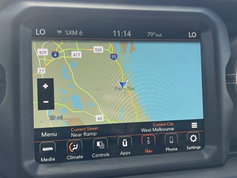 Used 2023 Jeep Wrangler Sahara image 23