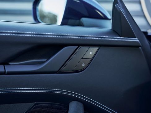 Used 2023 Porsche 911 GT3 image 38