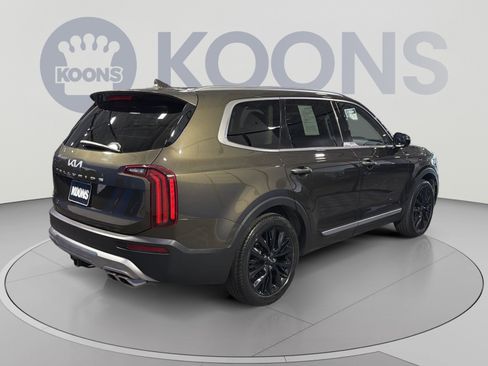 Used 2022 Kia Telluride SX w/ Towing Package FWD image 7