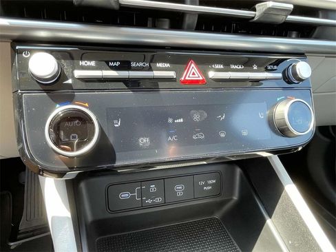 New 2026 Hyundai Tucson SEL image 16