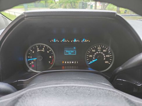 Used 2015 Ford F150 XLT RWD image 18