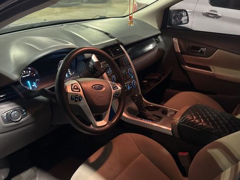 Used 2013 Ford Edge SE image 5