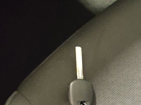 Used 2024 Toyota Corolla LE image 32