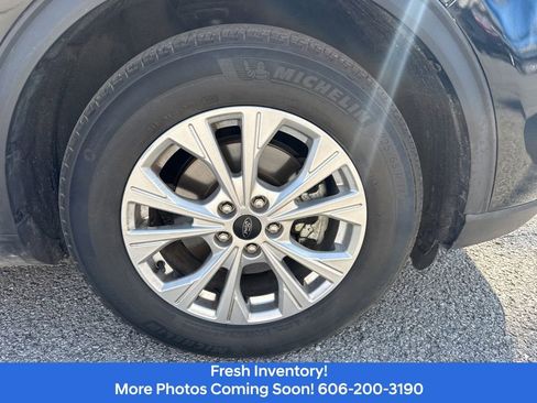 Used 2023 Ford Escape Active image 4