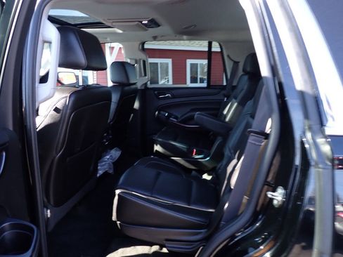 Used 2015 GMC Yukon SLT w/ Open Road Package image 9