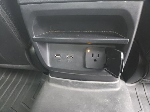 Used 2022 Ford Ranger Lariat w/ Equipment Group 501A High image 17