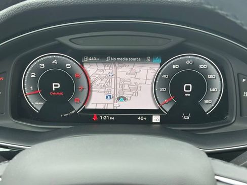 Used 2023 Audi Q7 3.0T Prestige image 15