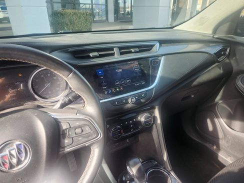 Used 2021 Buick Encore GX Essence w/ Experience Buick Package image 16