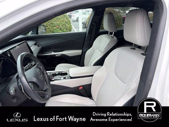 Used 2023 Lexus RX 350 Premium w/ Cold Area Package AWD/4WD image 11