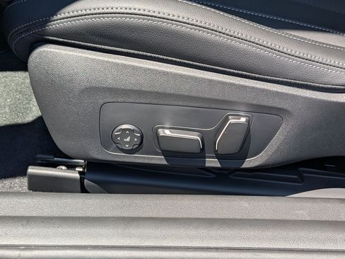 New 2026 BMW 230i Coupe w/ Premium Package RWD image 15