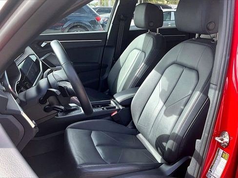 Certified 2023 Audi Q3 2.0T Premium Plus w/ Premium Plus Package image 21
