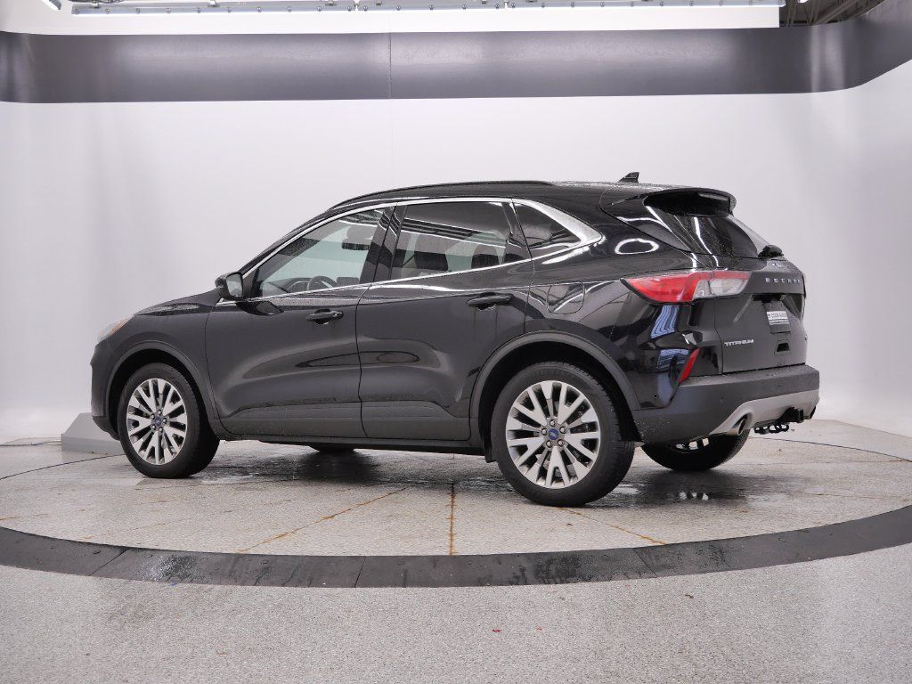 Used 2020 Ford Escape Titanium AWD/4WD image 3