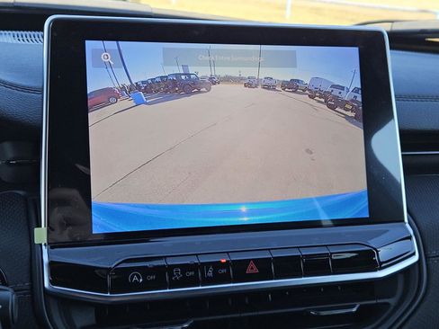 New 2026 Jeep Compass Latitude image 12