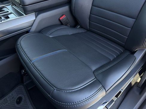 New 2025 Ford F150 Platinum w/ Equipment Group 702A High image 24