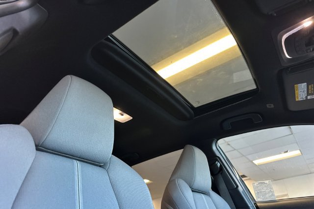 Certified 2024 Toyota Corolla Cross AWD Hybrid w/ Moonroof Package image 21