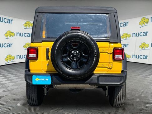 Used 2021 Jeep Wrangler Sport image 5