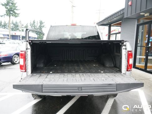 Used 2019 Ford F150 XLT w/ XTR Package image 25