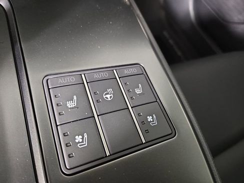 New 2026 Lexus UX 300h AWD image 27